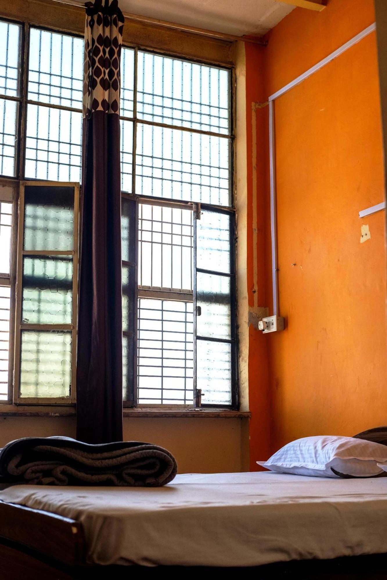 Guest house Om