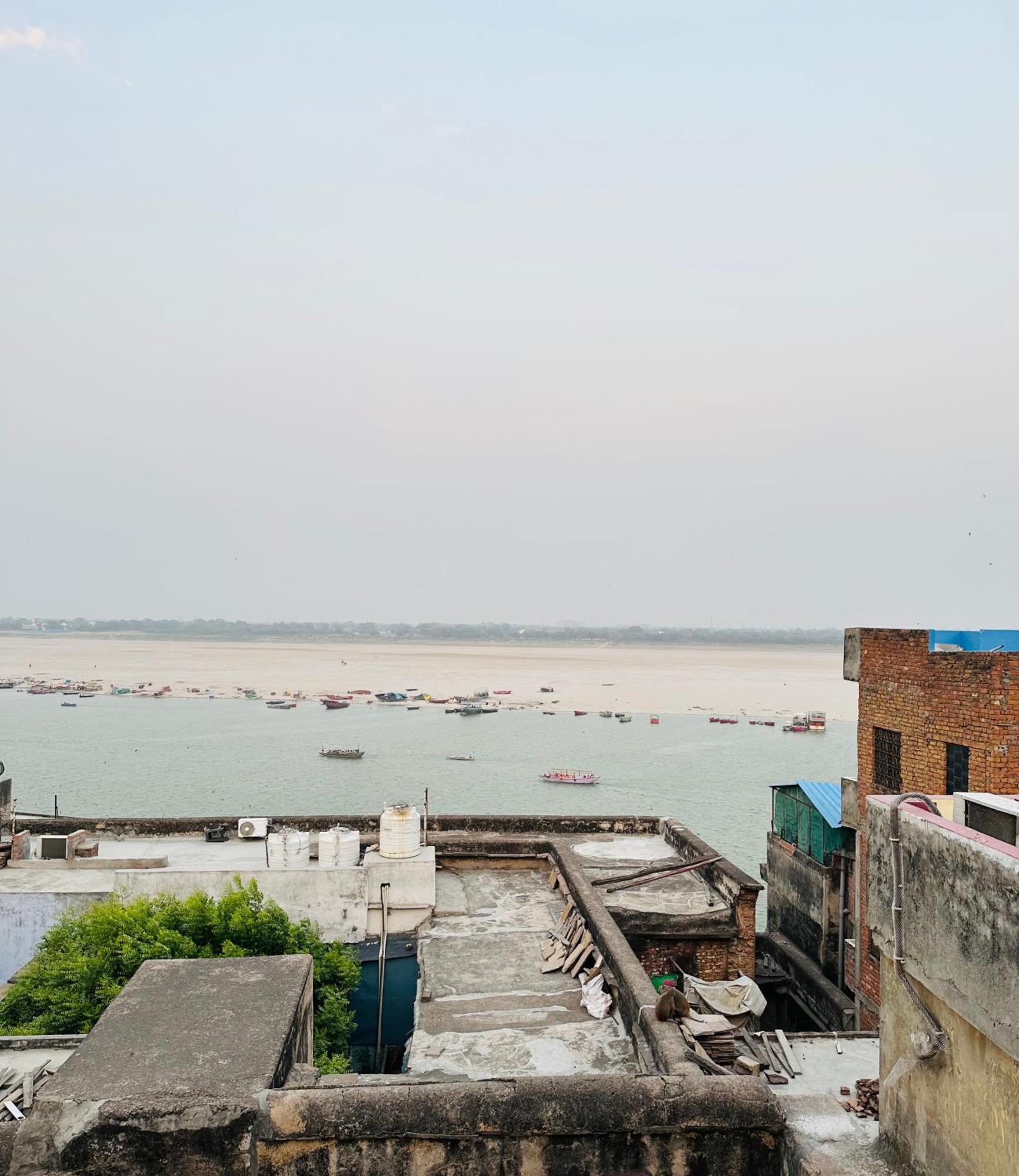 Om * Varanasi