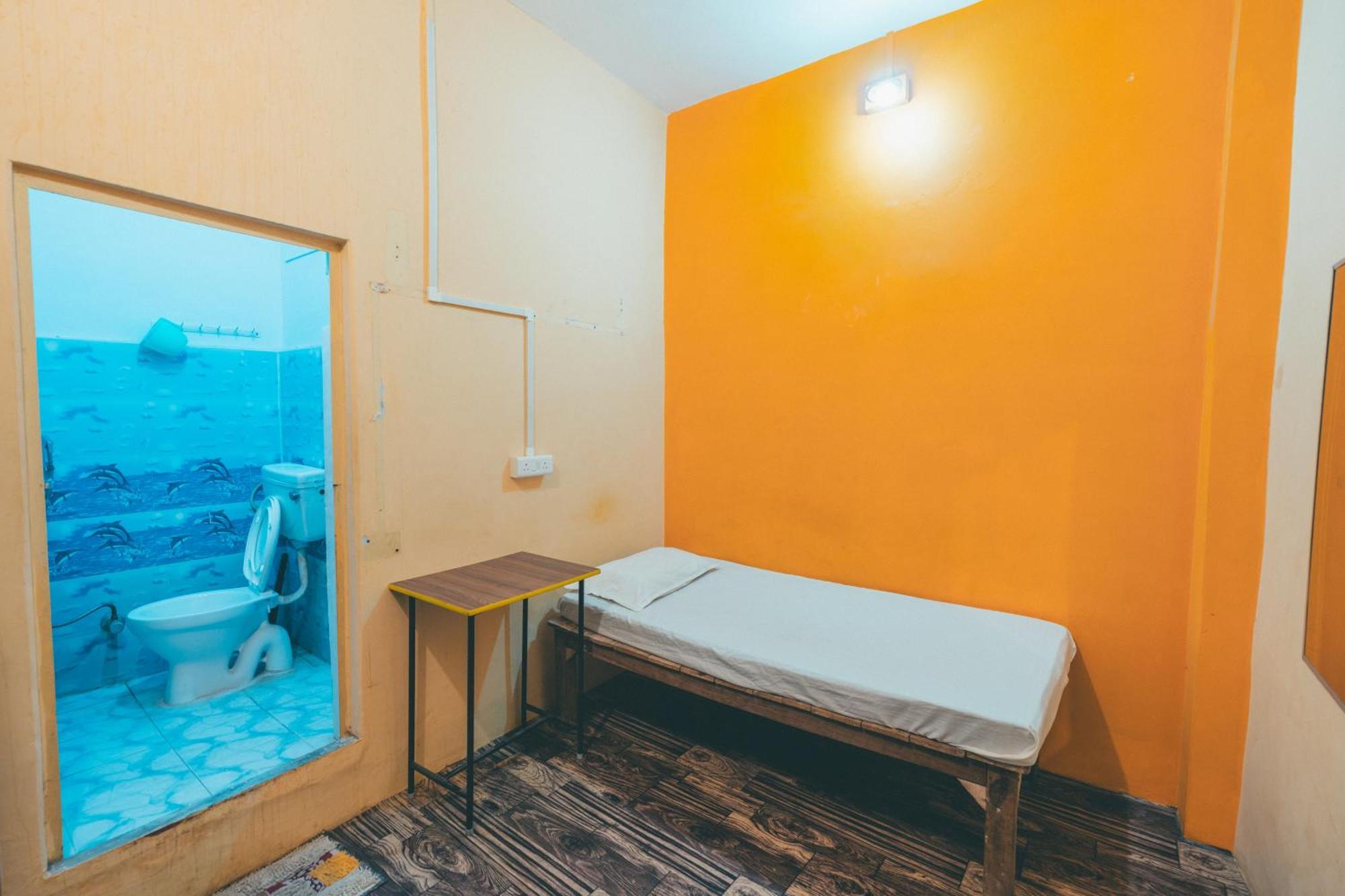 Om Guest house Varanasi